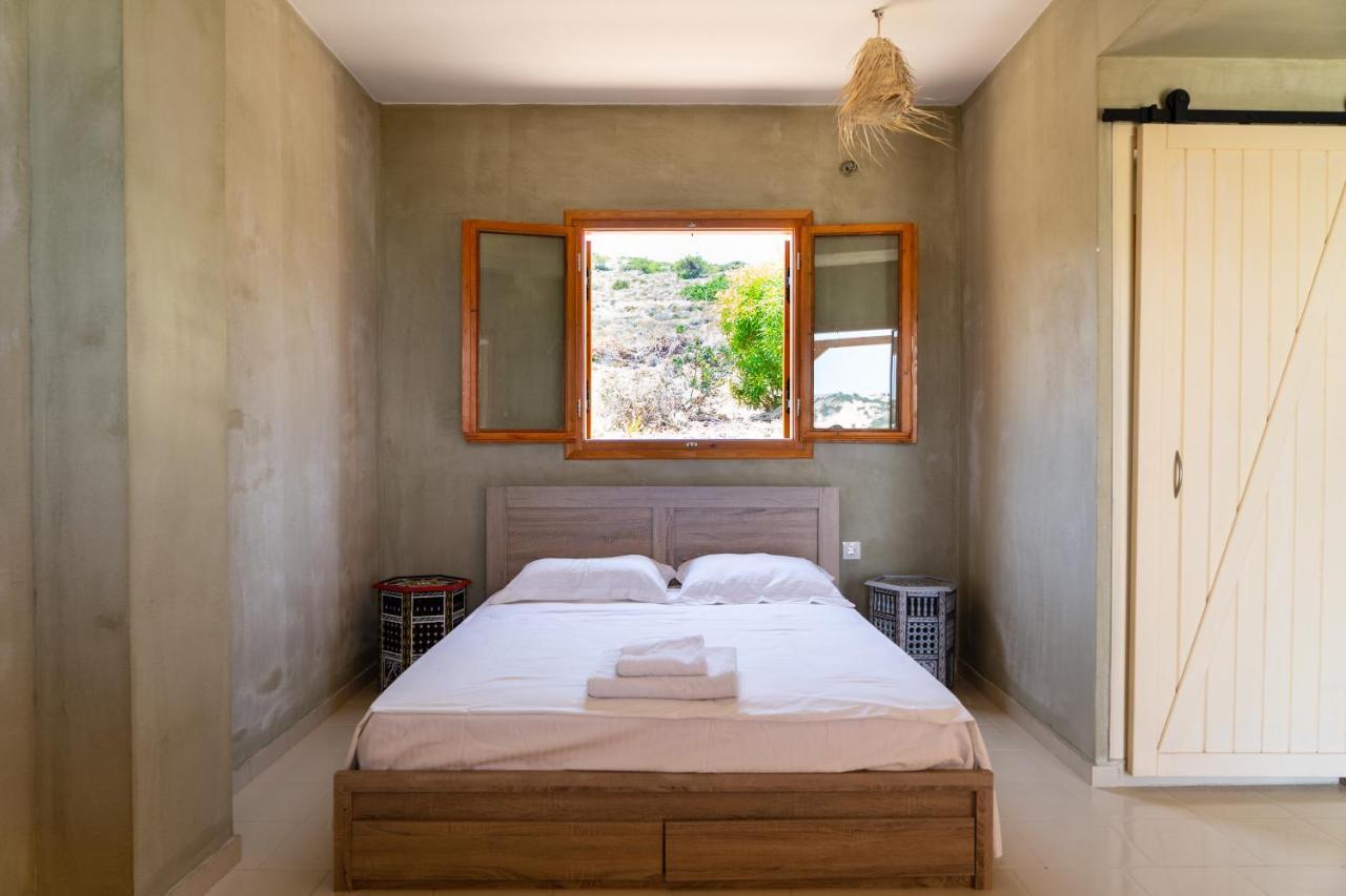 Exoristoi Nature Suites Karave Exterior foto